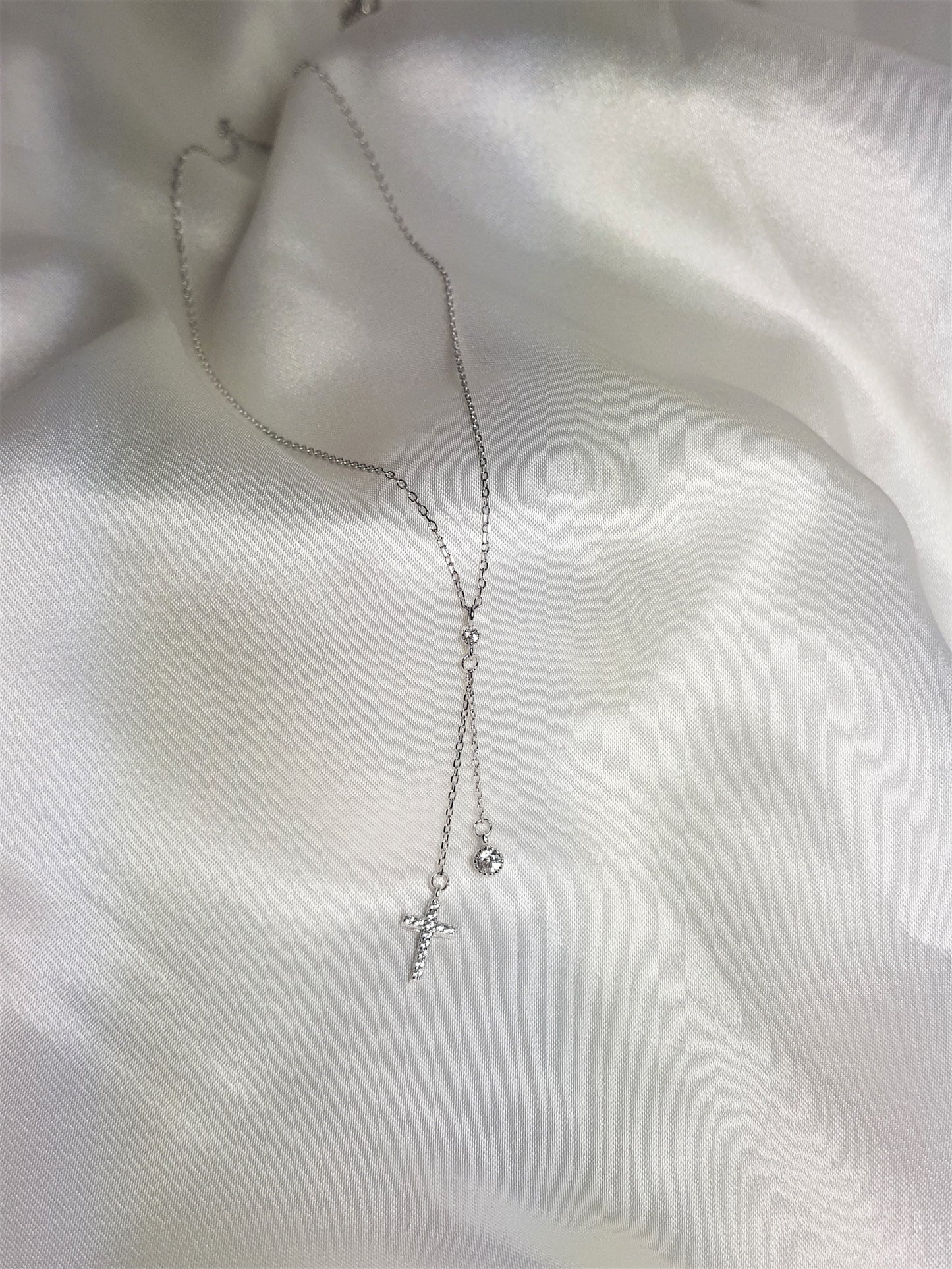 Yirah Cross Necklace