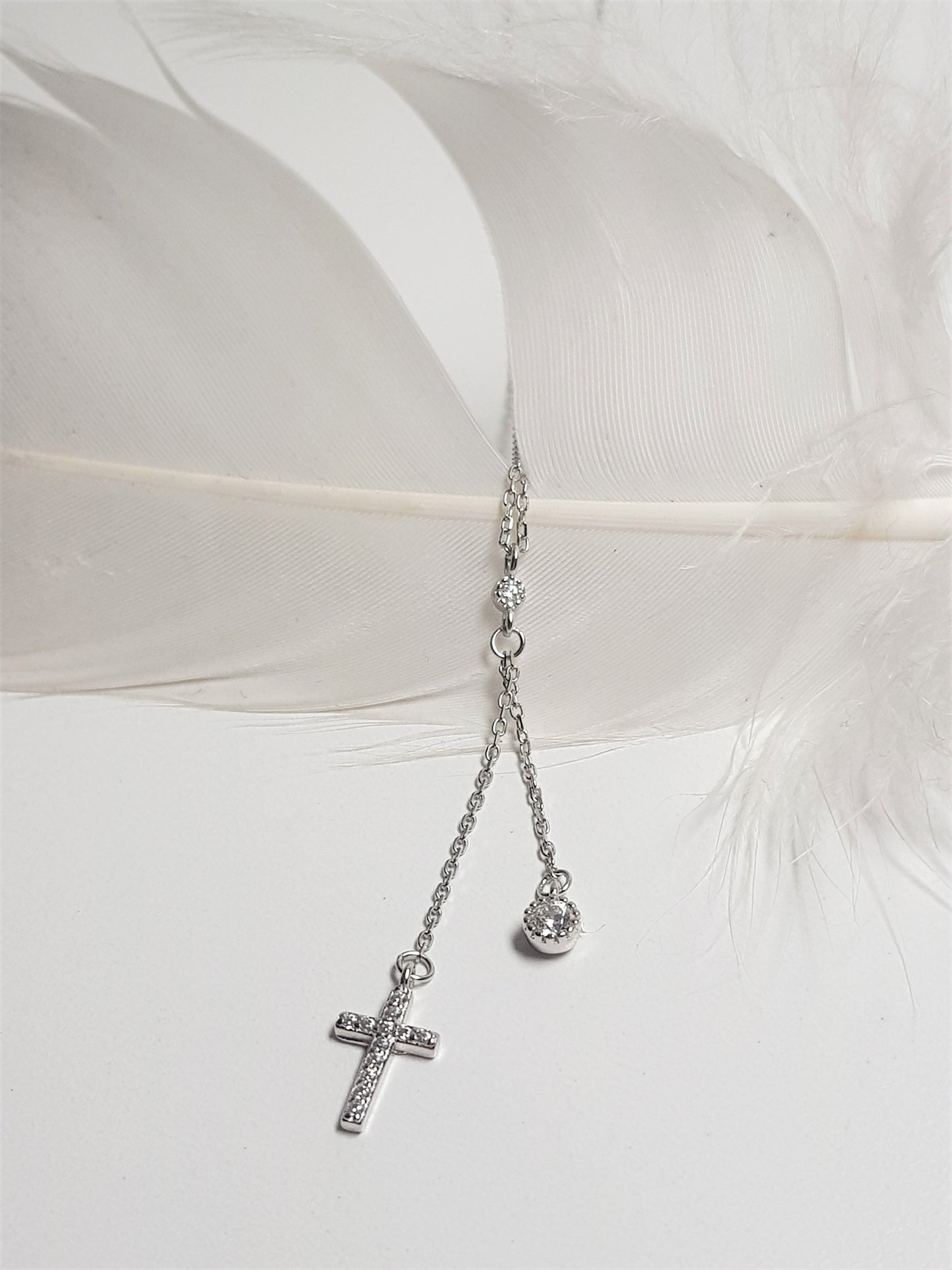 Yirah Cross Necklace